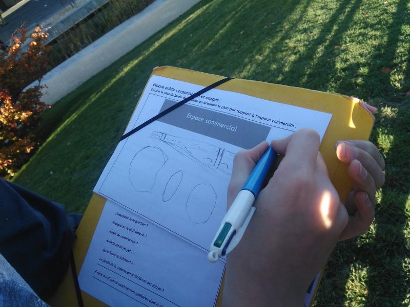 1- Visite dans le quartier du collège