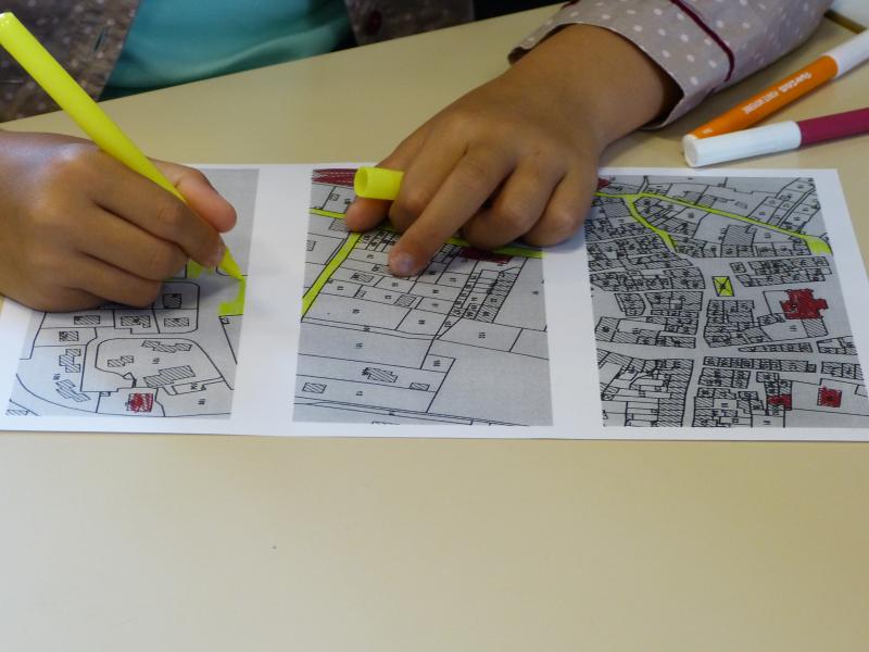12- Les enfants découvrent le cadastre de leur commune