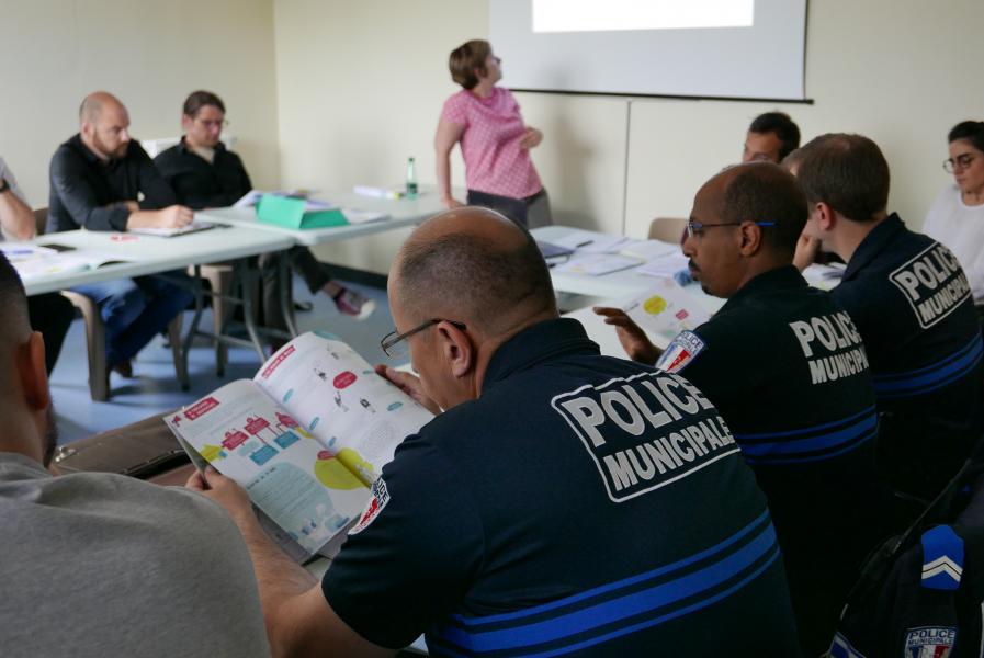 2- Groupe de travail avec les acteurs du quartier
