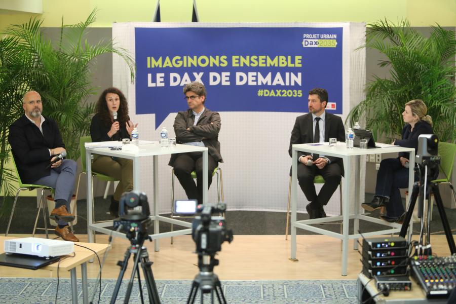 6- Réunion de lancement interactive sur facebook