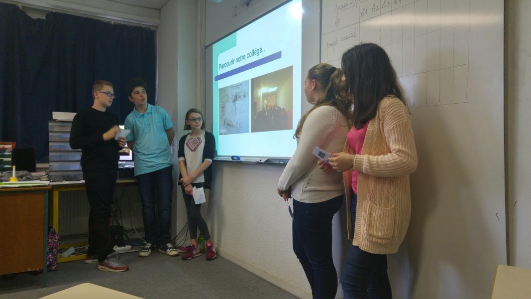 6- Restitution collective, les élèves présentent leurs productions