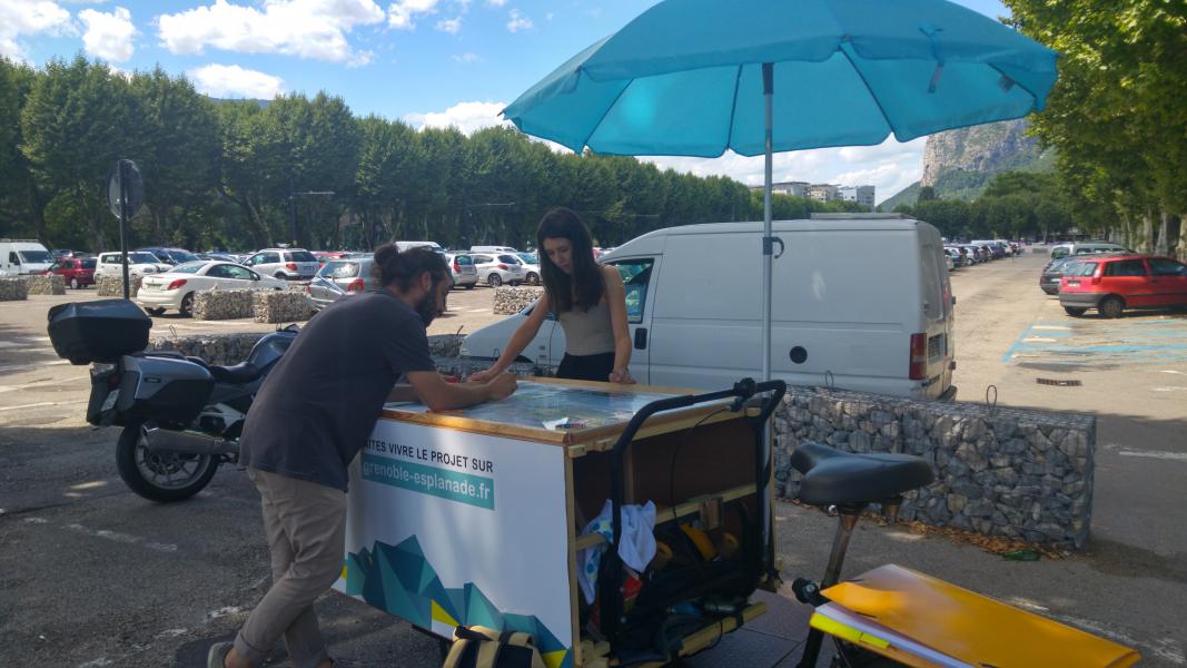 7- Le triporteur continue son enquête