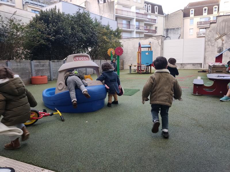 Les Cours Buissonnières