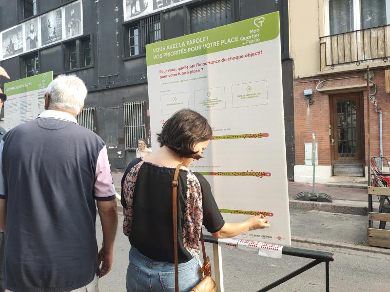 10-Les habitants s'expriment lors de la restitution conviviale