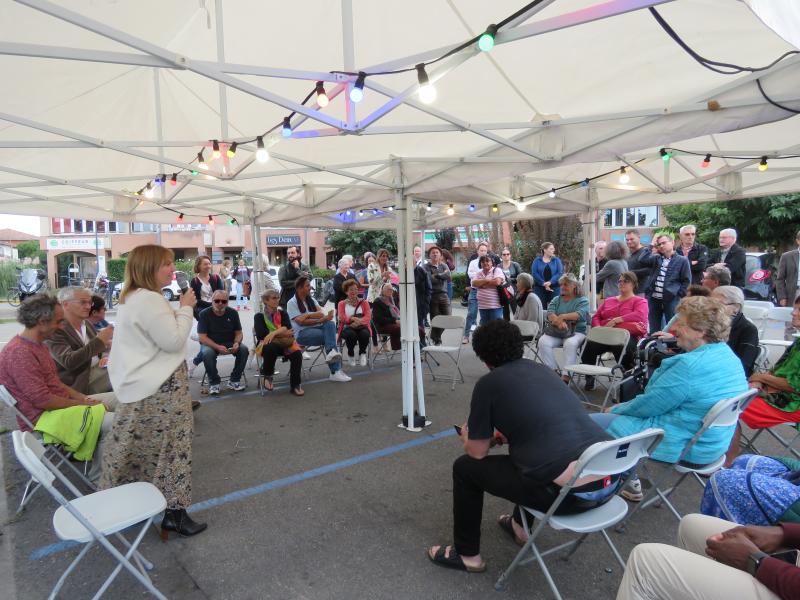 Café-débat place Lavoisier